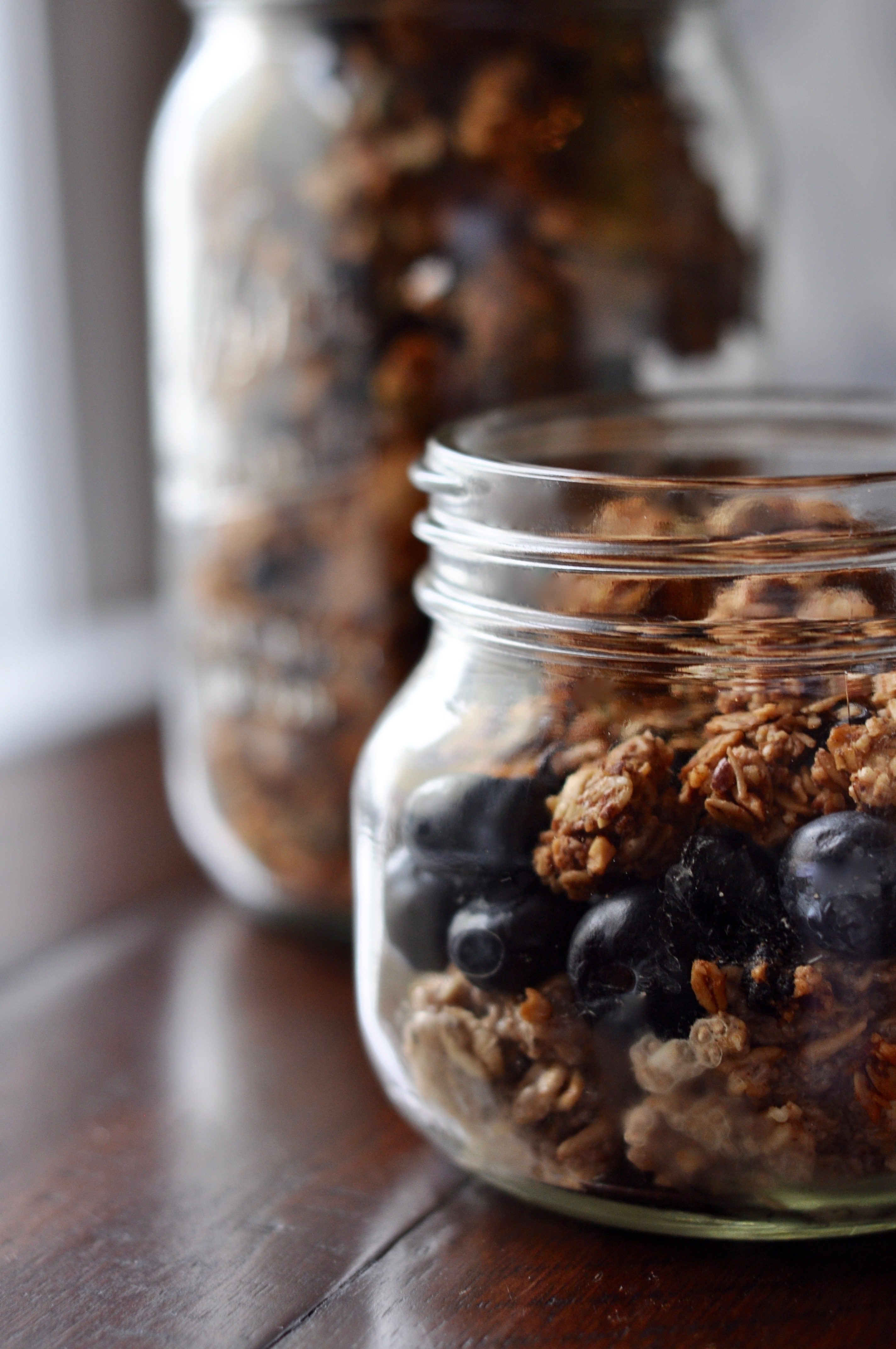 Easy Vegan Oats with Granola